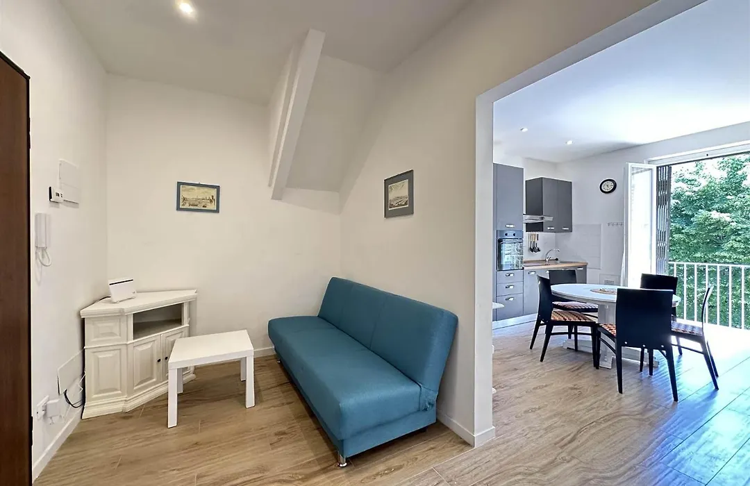 Suite Borgo Verde-5 Minutes From The Station-1